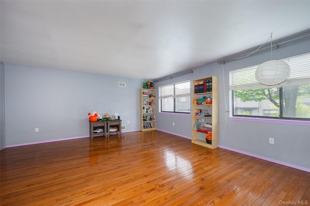 2304 Magnolia Walk, Poughkeepsie, NY 12603