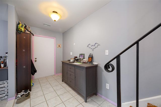 2304 Magnolia Walk, Poughkeepsie, NY 12603
