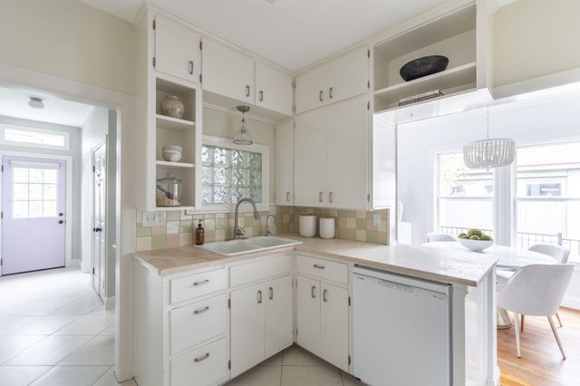904 Josephine ST, Austin, TX 78704