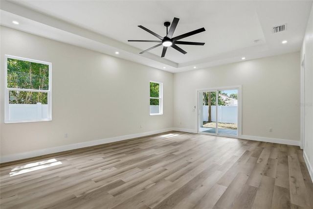 1117 15TH AVENUE NW, Largo, FL 33770