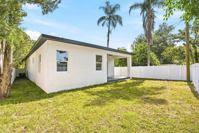 1117 15TH AVENUE NW, Largo, FL 33770