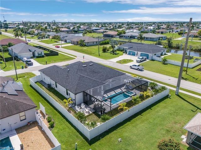 1923 27th TER, Cape Coral, FL 33914