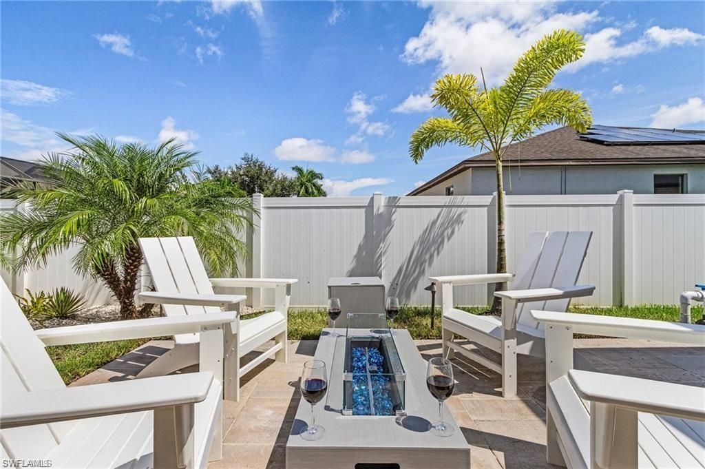Image 38 of property listing at 1923 27th TER, Cape Coral, FL 33914