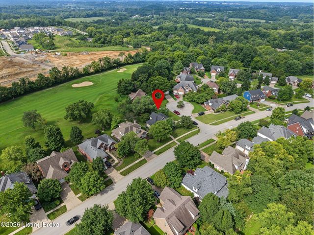 1201 Crosstimbers Dr, Louisville, KY 40245