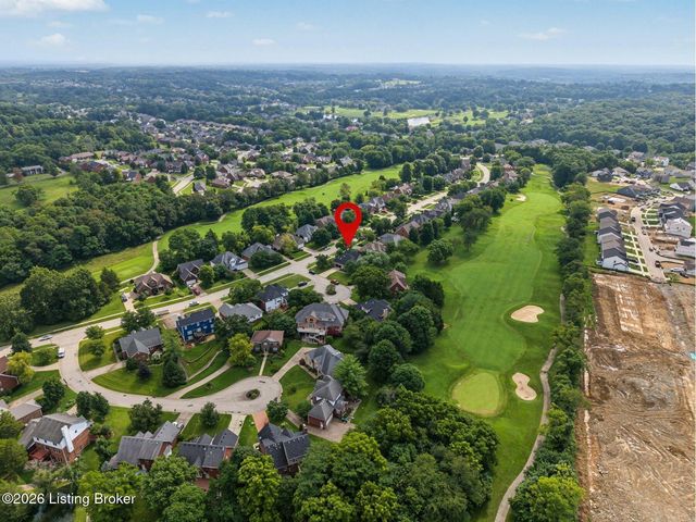 1201 Crosstimbers Dr, Louisville, KY 40245