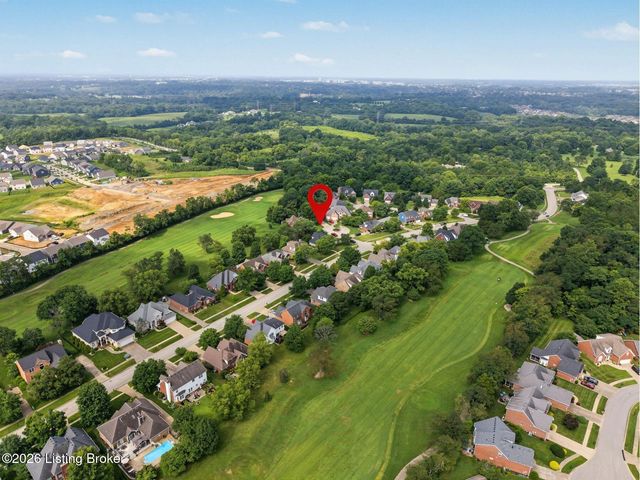 1201 Crosstimbers Dr, Louisville, KY 40245