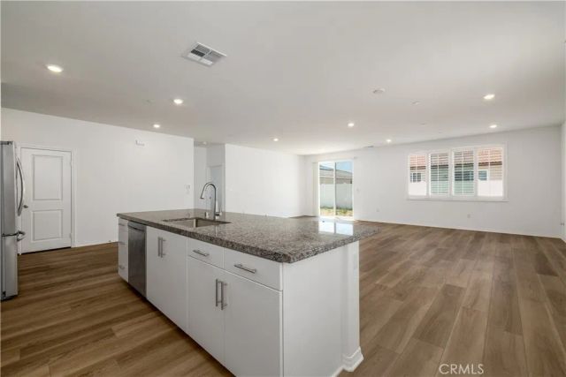 345 Charlton Street, Perris, CA 92570