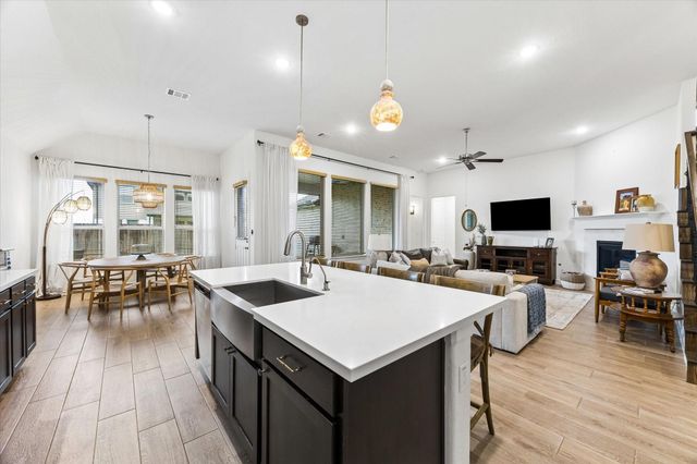 729 Maplewood, League City, TX 77573