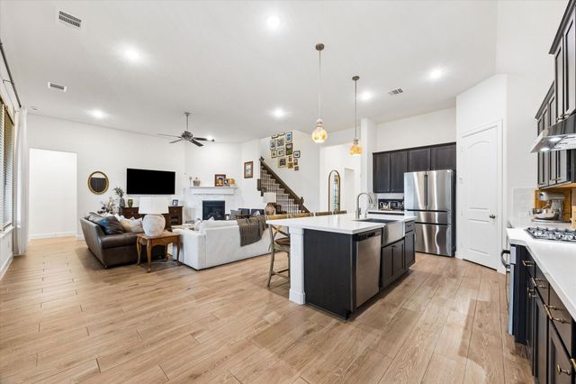 729 Maplewood, League City, TX 77573