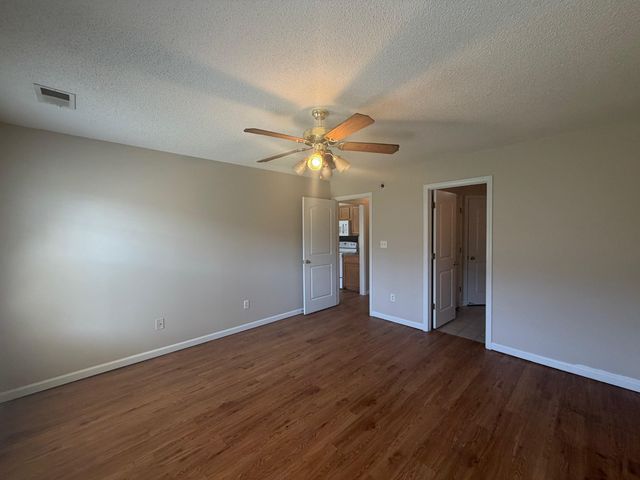 1511 LAWSON DR, Unincorporated, TN 38016