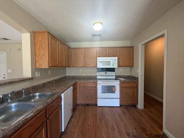 1511 LAWSON DR, Unincorporated, TN 38016