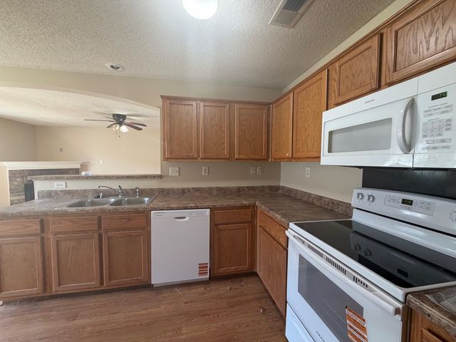 1511 LAWSON DR, Unincorporated, TN 38016