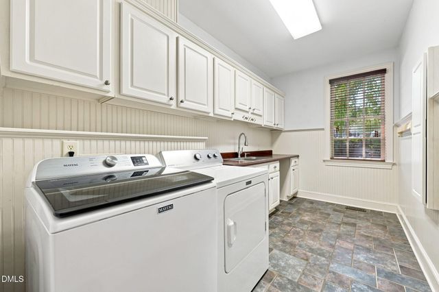 8125 Rosiere Drive, Apex, NC 27539