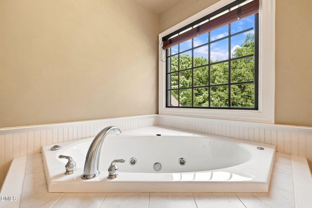 8125 Rosiere Drive, Apex, NC 27539