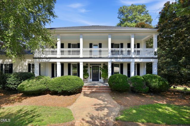 8125 Rosiere Drive, Apex, NC 27539