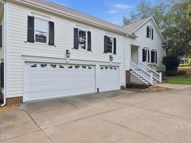 8125 Rosiere Drive, Apex, NC 27539