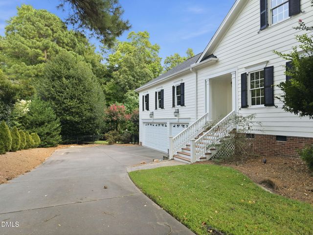 8125 Rosiere Drive, Apex, NC 27539