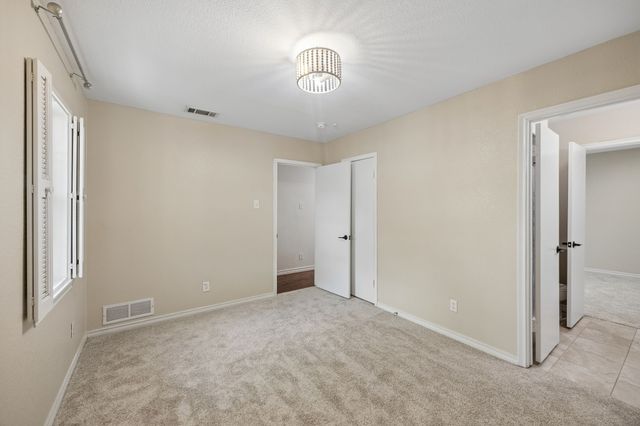 9734 Queenswood Lane, Dallas, TX 75238