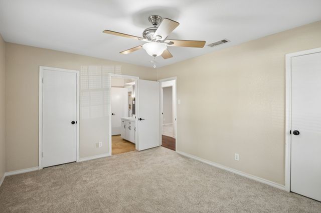 9734 Queenswood Lane, Dallas, TX 75238