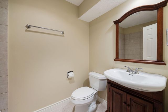 2118 Nantucket Drive C, Houston, TX 77057