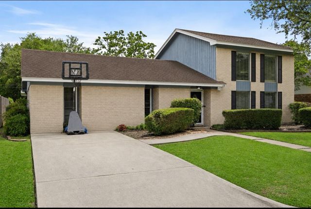 1809 20th Avenue N, Texas City, TX 77590