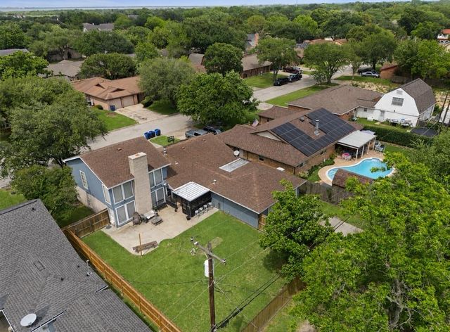 1809 20th Avenue N, Texas City, TX 77590