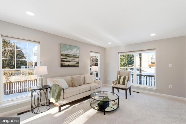 613 BRIAN THOMAS CT SE, Leesburg, VA 20175