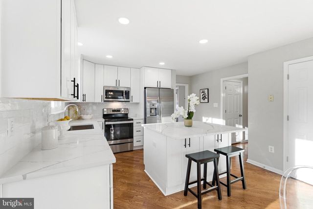 613 BRIAN THOMAS CT SE, Leesburg, VA 20175