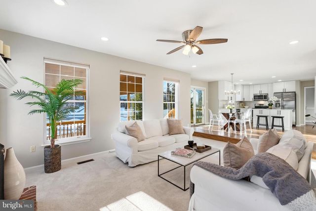 613 BRIAN THOMAS CT SE, Leesburg, VA 20175