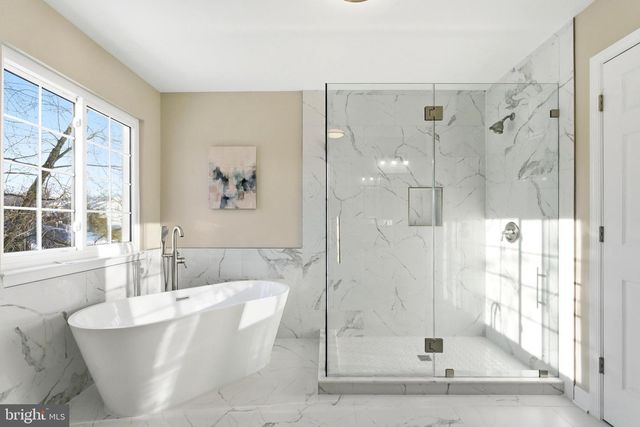 613 BRIAN THOMAS CT SE, Leesburg, VA 20175