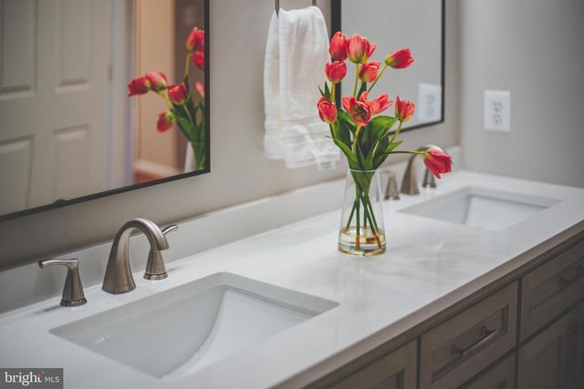 613 BRIAN THOMAS CT SE, Leesburg, VA 20175