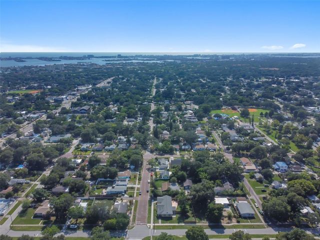 1925 52ND STREET S, Gulfport, FL 33707