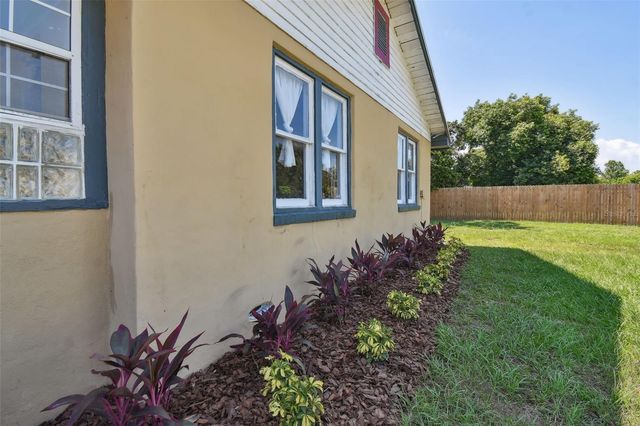 1925 52ND STREET S, Gulfport, FL 33707