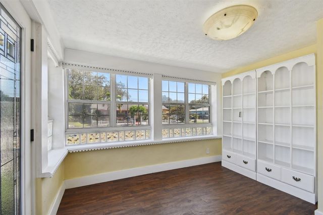 1925 52ND STREET S, Gulfport, FL 33707