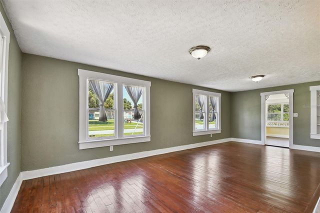 1925 52ND STREET S, Gulfport, FL 33707