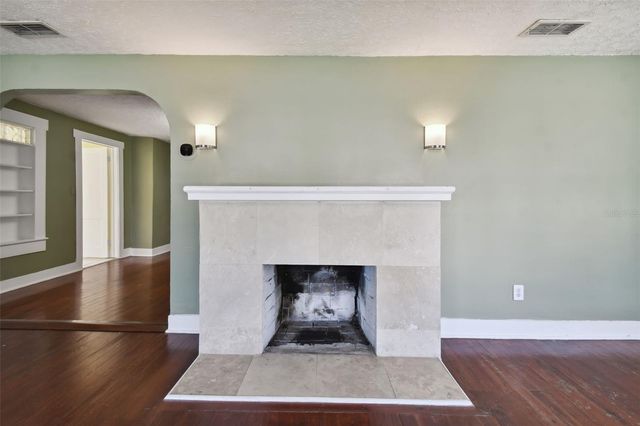 1925 52ND STREET S, Gulfport, FL 33707