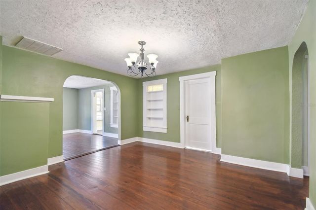 1925 52ND STREET S, Gulfport, FL 33707