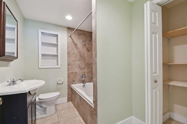 1925 52ND STREET S, Gulfport, FL 33707