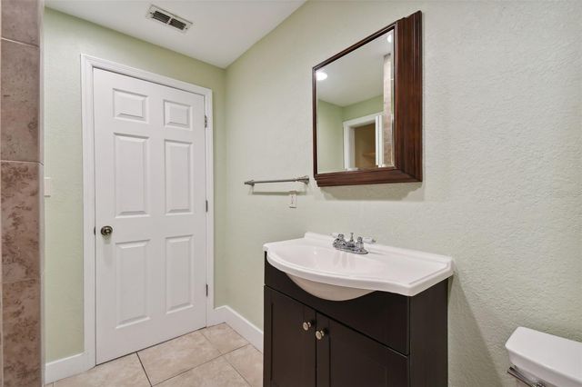 1925 52ND STREET S, Gulfport, FL 33707