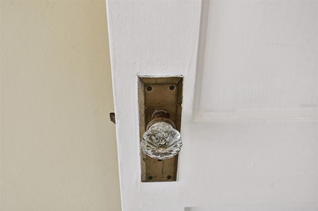 1925 52ND STREET S, Gulfport, FL 33707