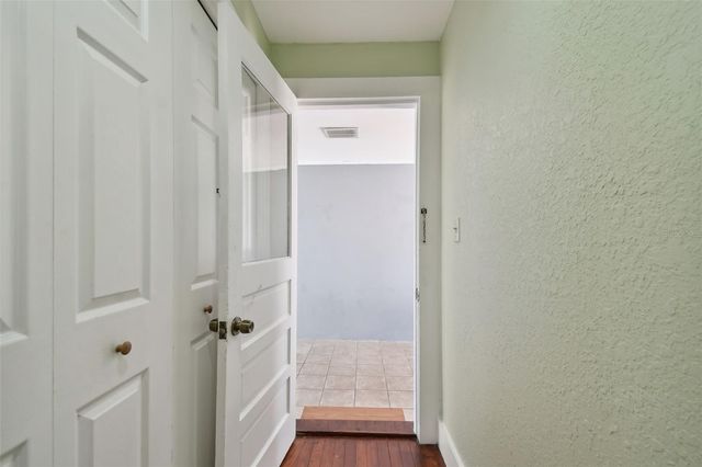 1925 52ND STREET S, Gulfport, FL 33707