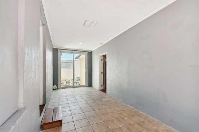 1925 52ND STREET S, Gulfport, FL 33707