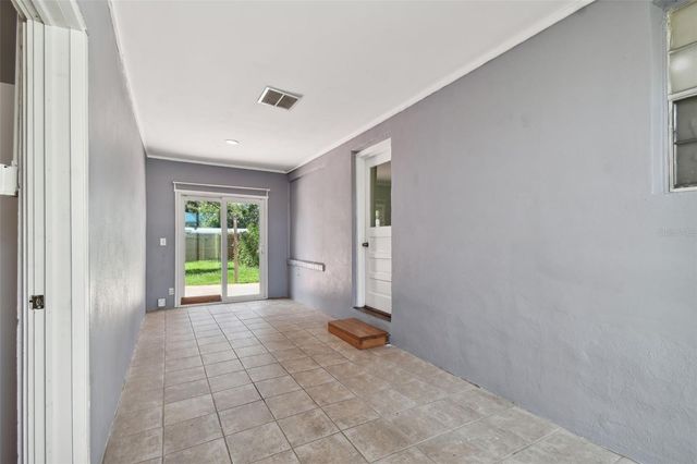 1925 52ND STREET S, Gulfport, FL 33707