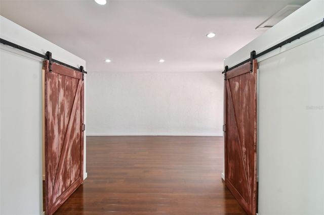 1925 52ND STREET S, Gulfport, FL 33707