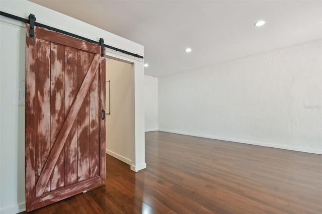 1925 52ND STREET S, Gulfport, FL 33707