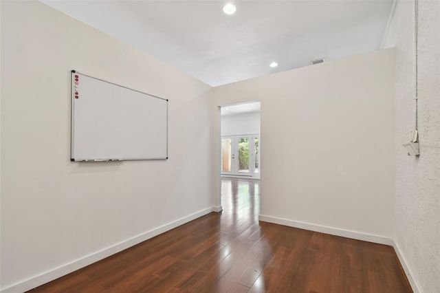 1925 52ND STREET S, Gulfport, FL 33707