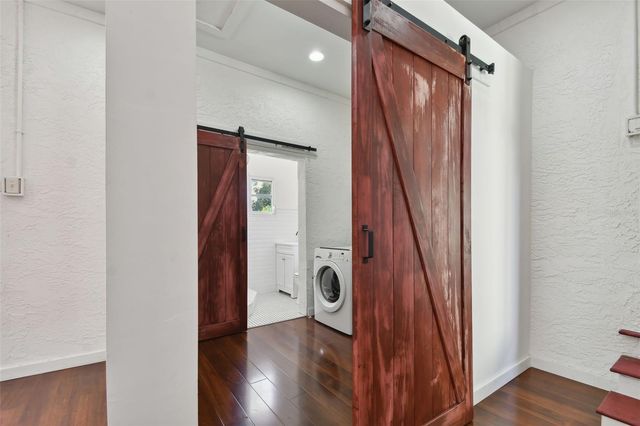 1925 52ND STREET S, Gulfport, FL 33707