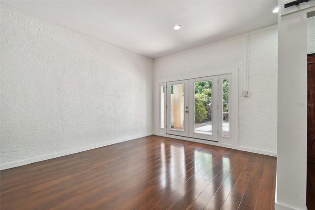 1925 52ND STREET S, Gulfport, FL 33707