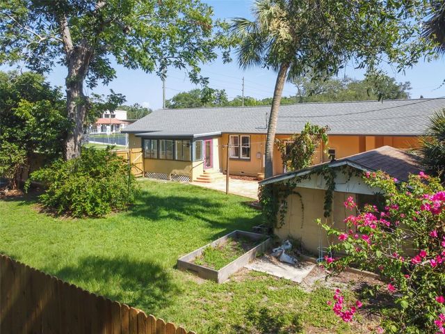 1925 52ND STREET S, Gulfport, FL 33707