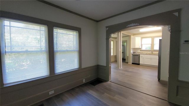 735 MONTREVILLE AVE, Deland, FL 32724